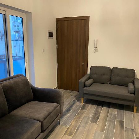 One Beautiful Bedroom Flat In Pietà 外观 照片