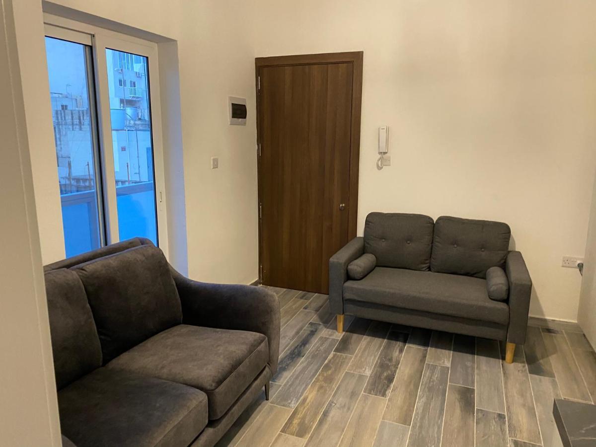 One Beautiful Bedroom Flat In Pietà 外观 照片
